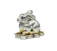 Статуэтка "Кролик на монетах" символ года 2023